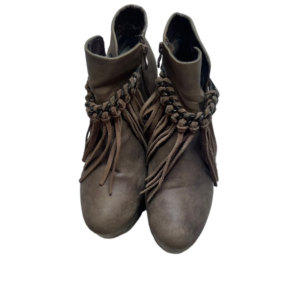 Sbicca Vintage Collection Suede Fringed Platform Wedge Booties Boots - Picture 4 of 12